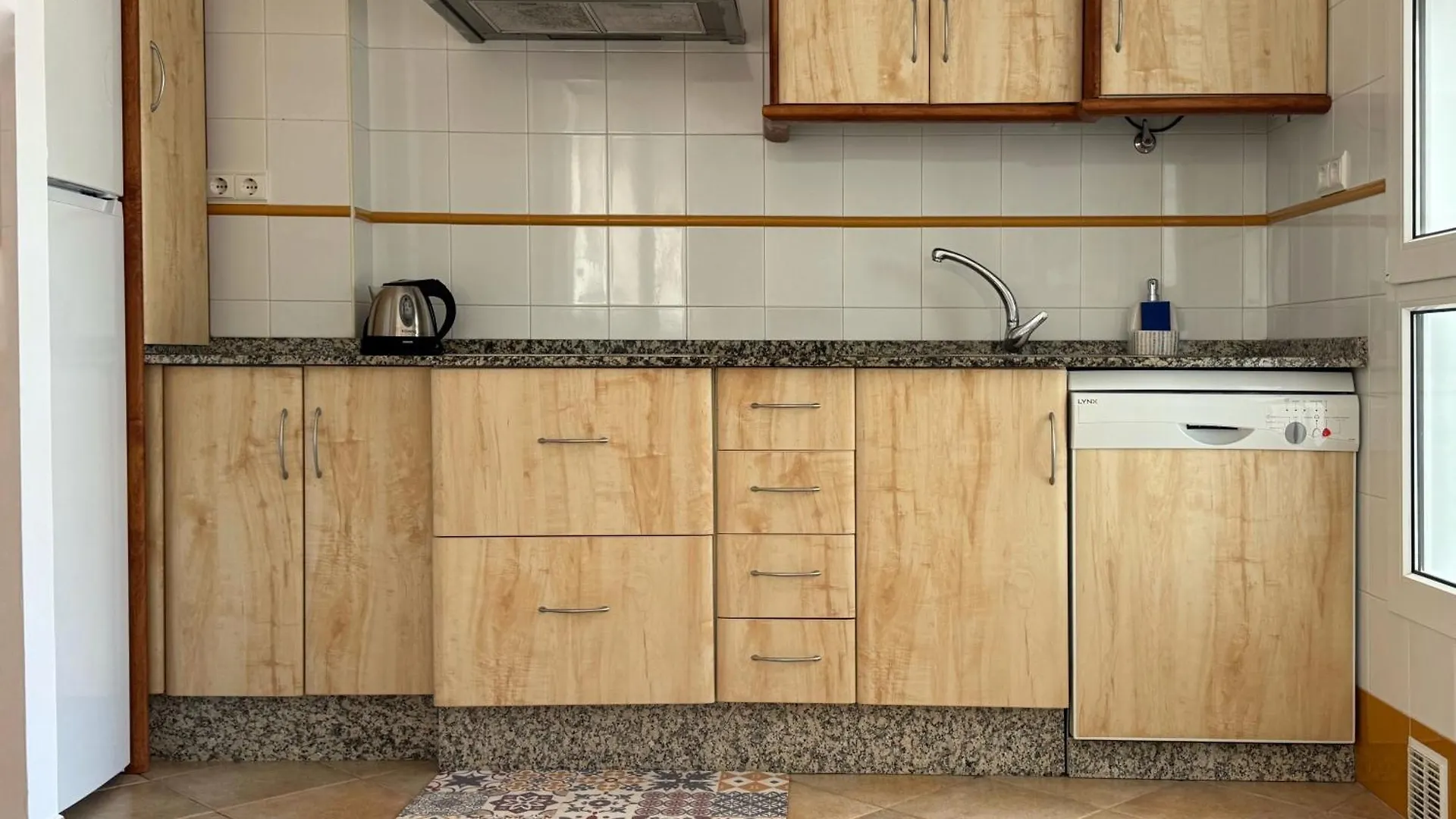 Apto Mercado - Con Garaje Privado Conil De La Frontera Apartment